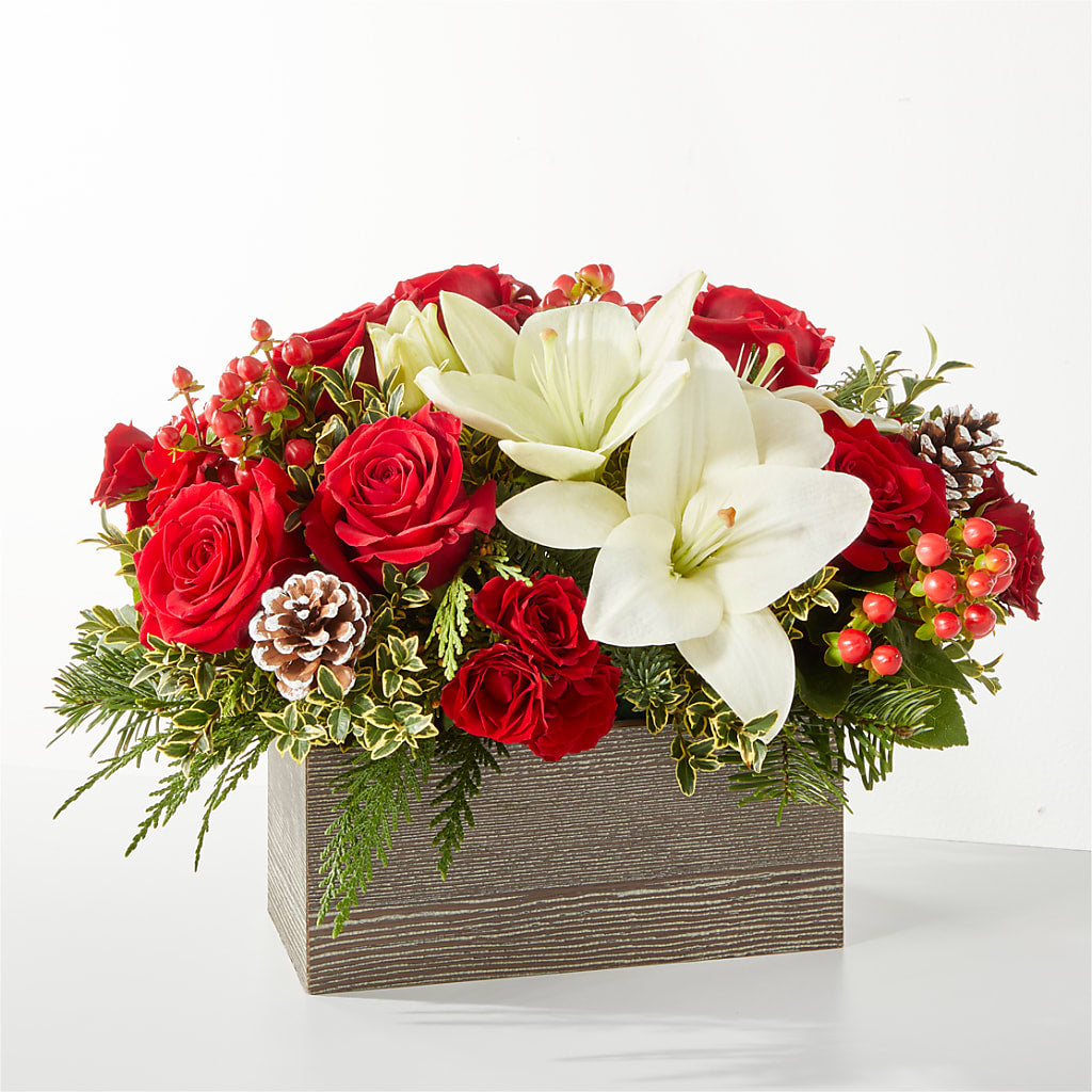 Snowy Wonderland Bouquet – PIERSON'S FLOWER SHOP & GREENHOUSES INC, Cedar Rapids IA