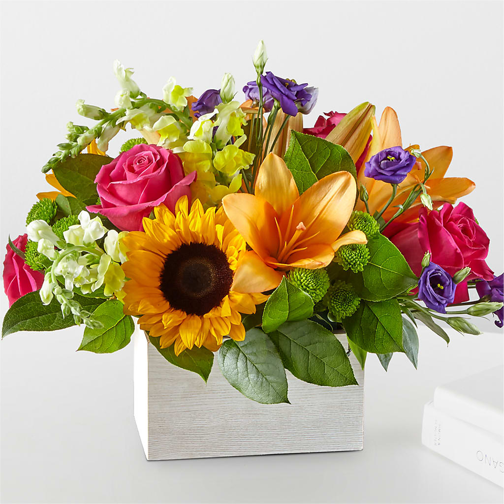 Best Day Box Bouquet – PIERSON'S FLOWER SHOP & GREENHOUSES INC, Cedar Rapids IA