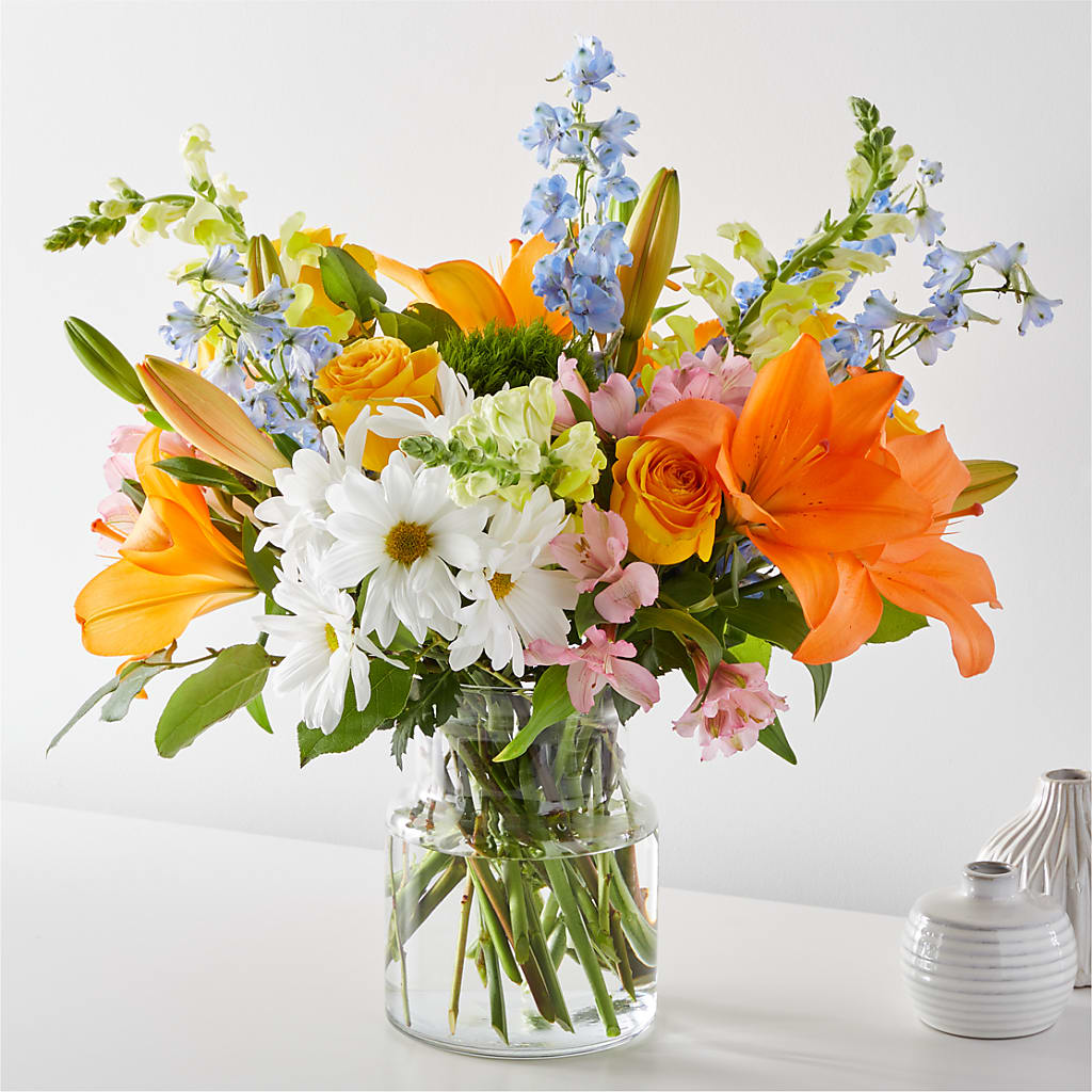 Sun Salutation Bouquet – PIERSON'S FLOWER SHOP & GREENHOUSES INC, Cedar Rapids IA
