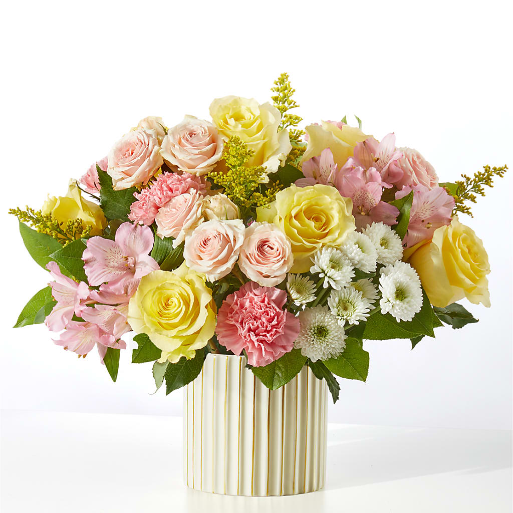 Watercolors Bouquet – PIERSON'S FLOWER SHOP & GREENHOUSES INC, Cedar Rapids IA