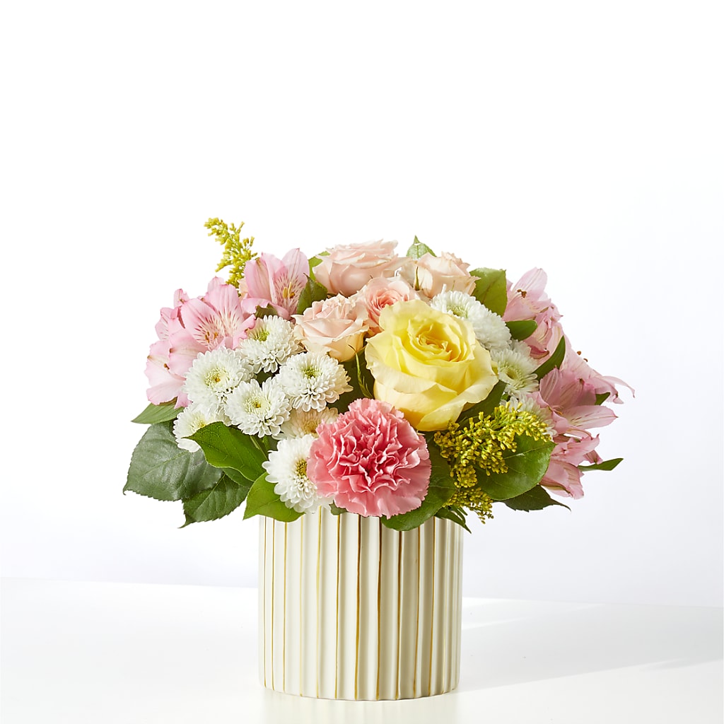 Watercolors Bouquet – PIERSON'S FLOWER SHOP & GREENHOUSES INC, Cedar Rapids IA