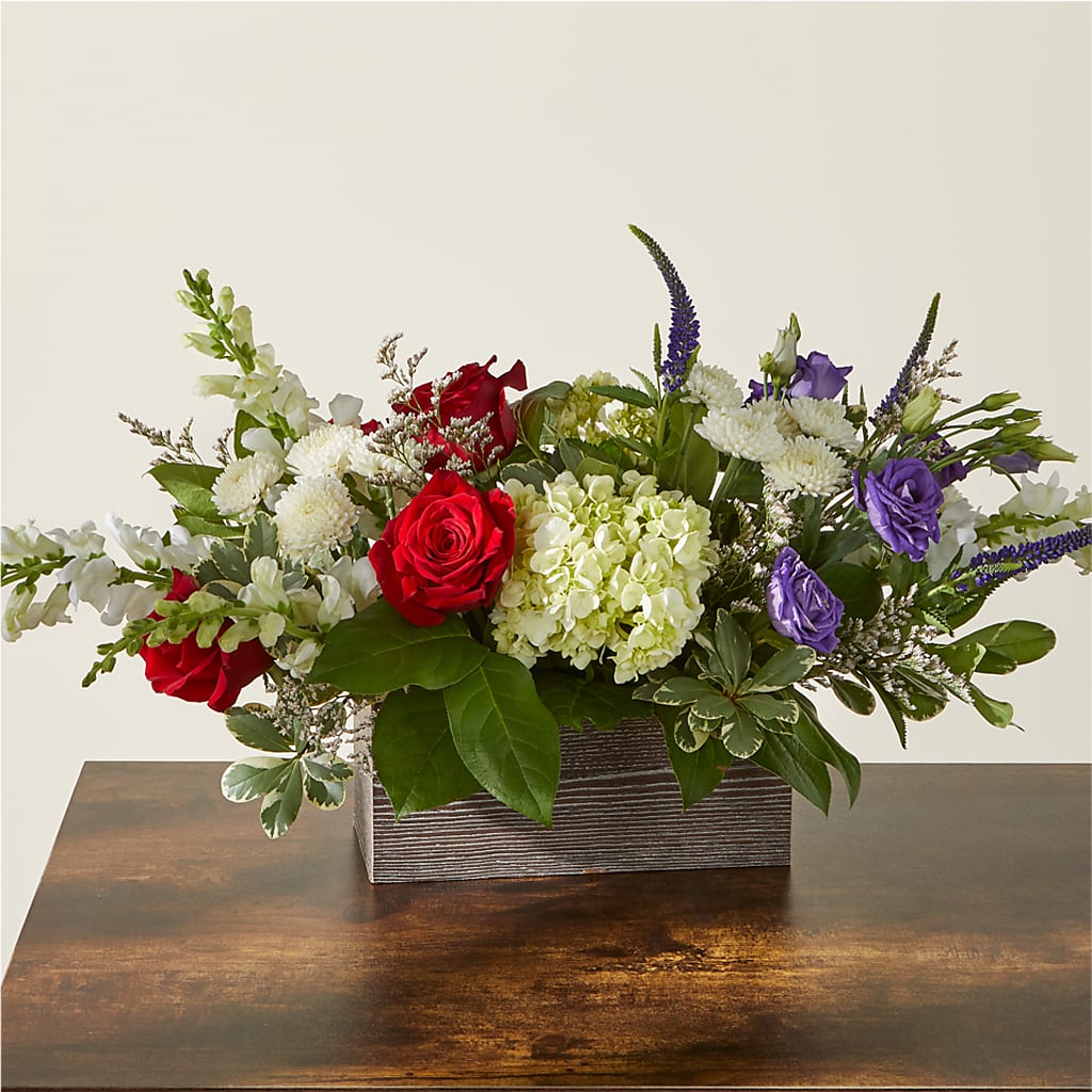 Sweet Magnolia Bouquet – PIERSON'S FLOWER SHOP & GREENHOUSES INC, Cedar Rapids IA