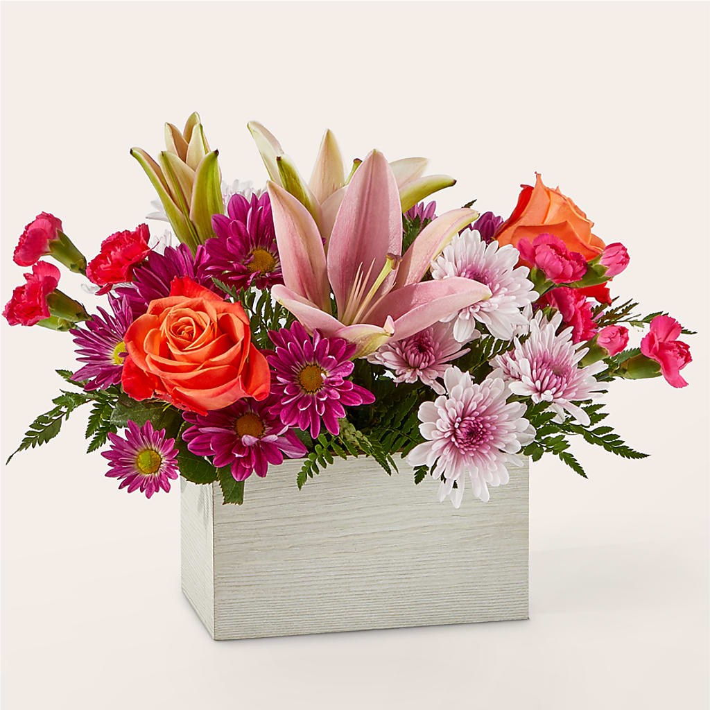 Light of My Life Box Bouquet – PIERSON'S FLOWER SHOP & GREENHOUSES INC, Cedar Rapids IA
