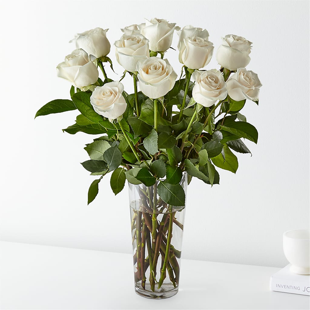 Long Stem White Rose Bouquet – PIERSON'S FLOWER SHOP & GREENHOUSES INC, Cedar Rapids IA