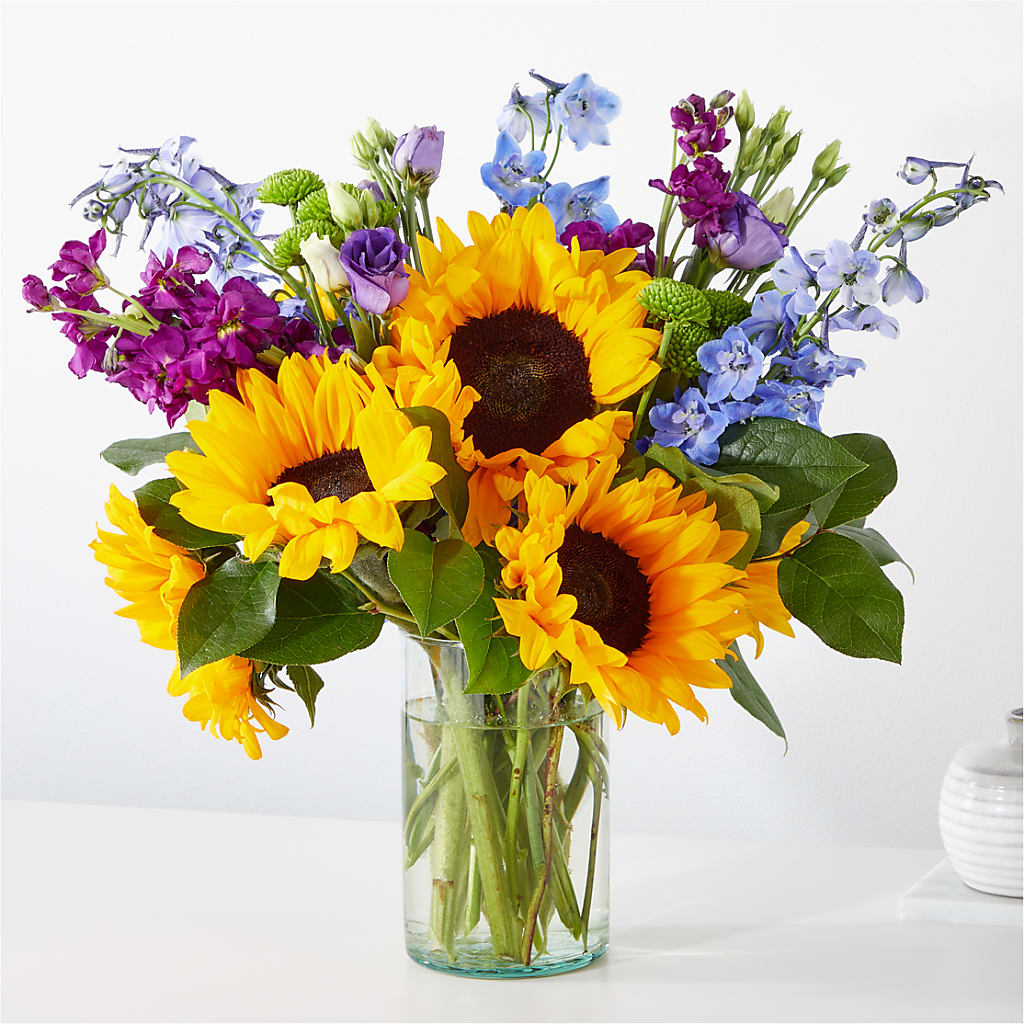 Catching Rays Bouquet – PIERSON'S FLOWER SHOP & GREENHOUSES INC, Cedar Rapids IA