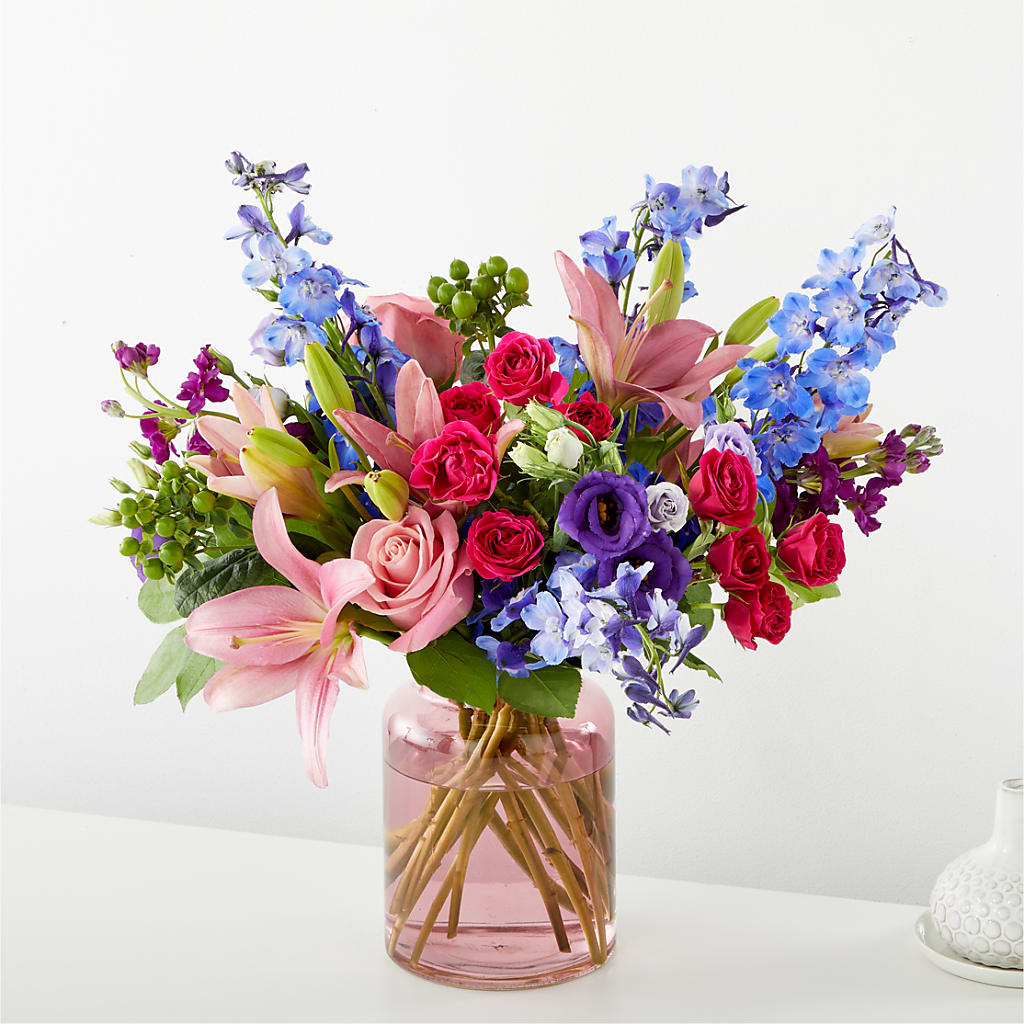 Breezy Meadows Bouquet – PIERSON'S FLOWER SHOP & GREENHOUSES INC, Cedar Rapids IA