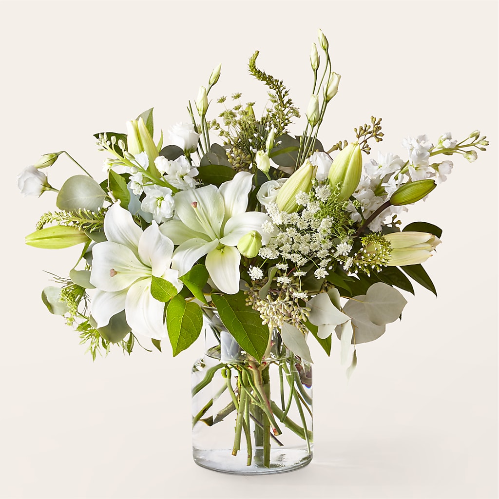 Alluring Elegance Bouquet – PIERSON'S FLOWER SHOP & GREENHOUSES INC, Cedar Rapids IA
