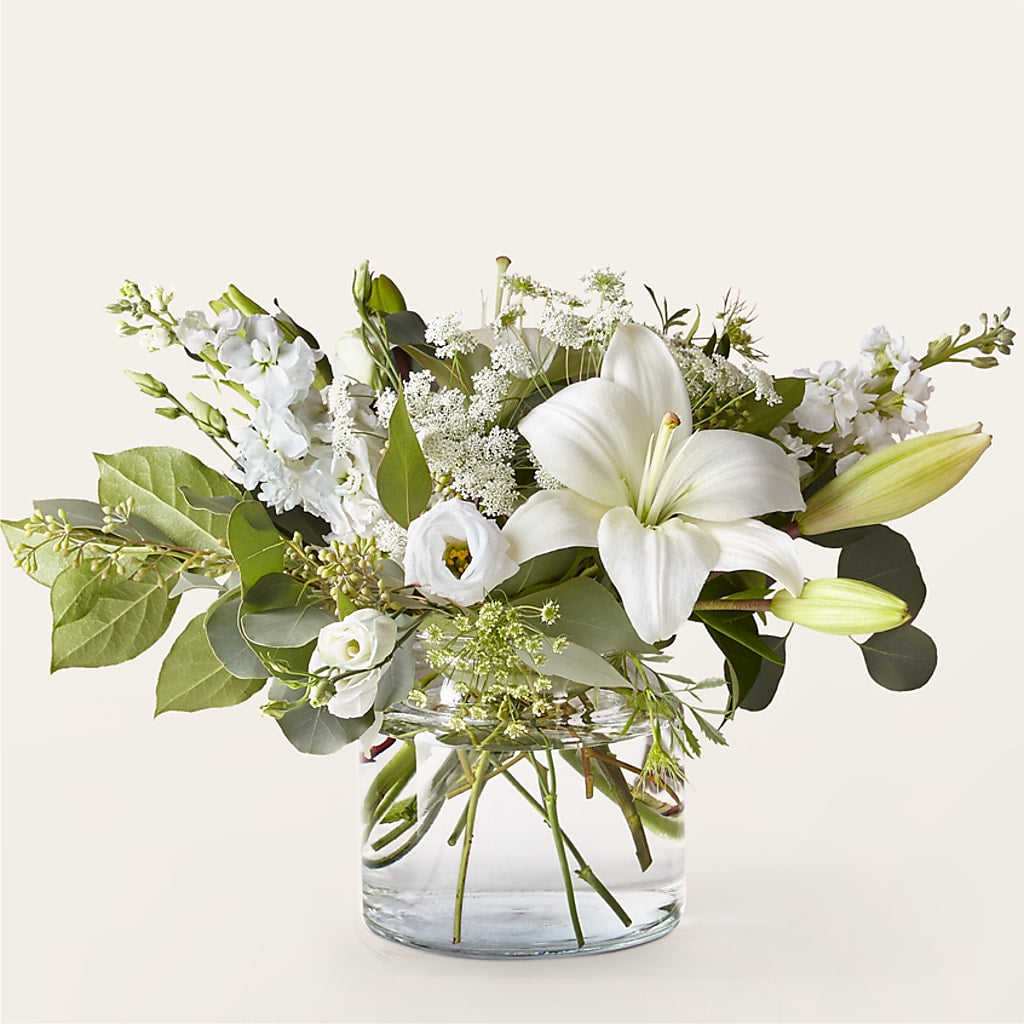 Alluring Elegance Bouquet – PIERSON'S FLOWER SHOP & GREENHOUSES INC, Cedar Rapids IA