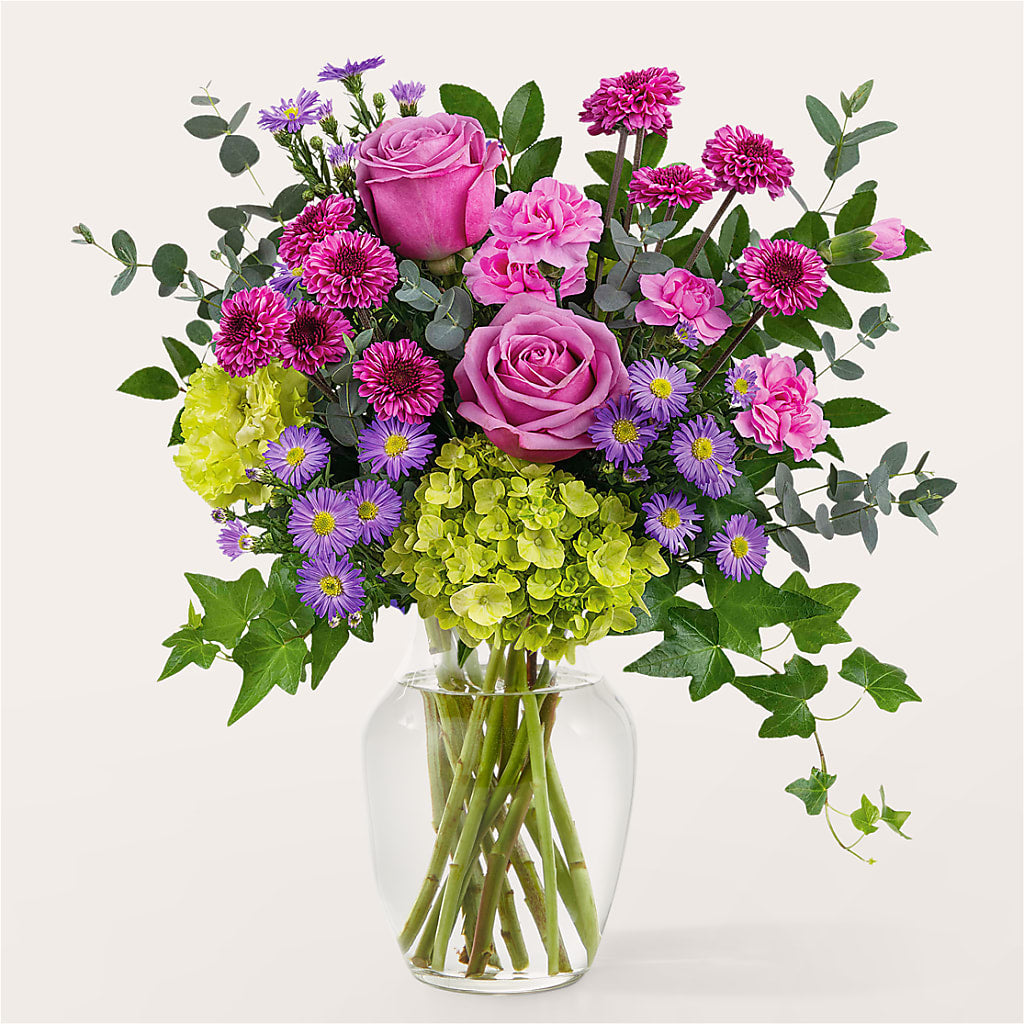 Whispering Garden Bouquet – PIERSON'S FLOWER SHOP & GREENHOUSES INC, Cedar Rapids IA