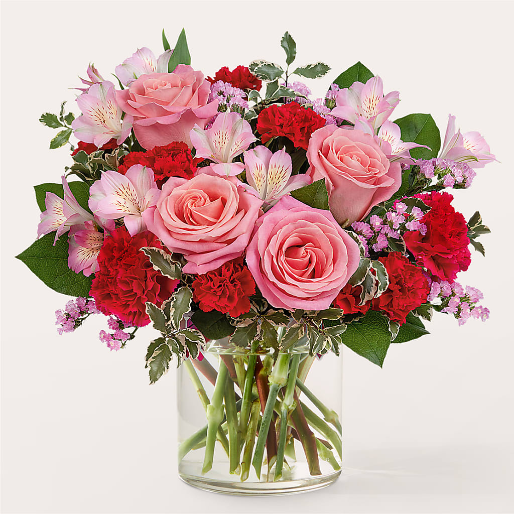 First Impressions Bouquet – PIERSON'S FLOWER SHOP & GREENHOUSES INC, Cedar Rapids IA