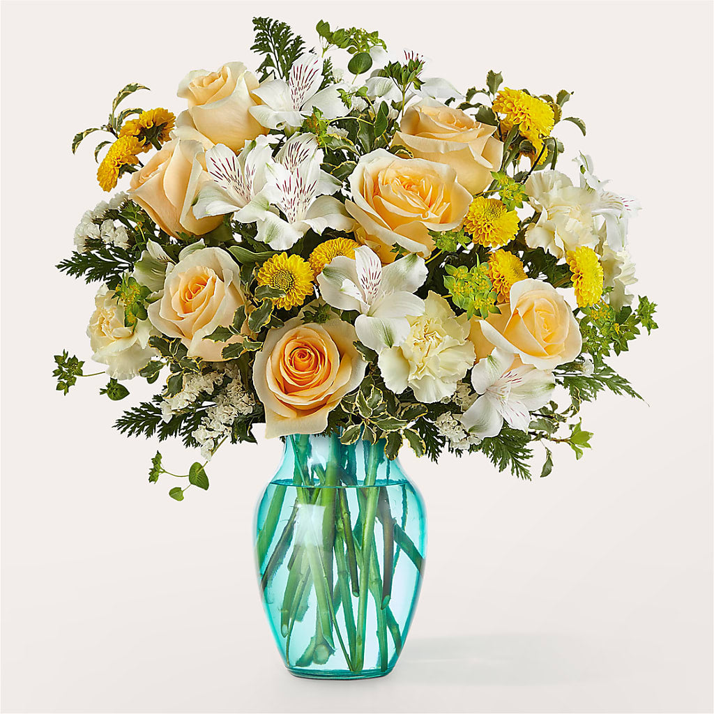 Crisp and Clean Bouquet – PIERSON'S FLOWER SHOP & GREENHOUSES INC, Cedar Rapids IA