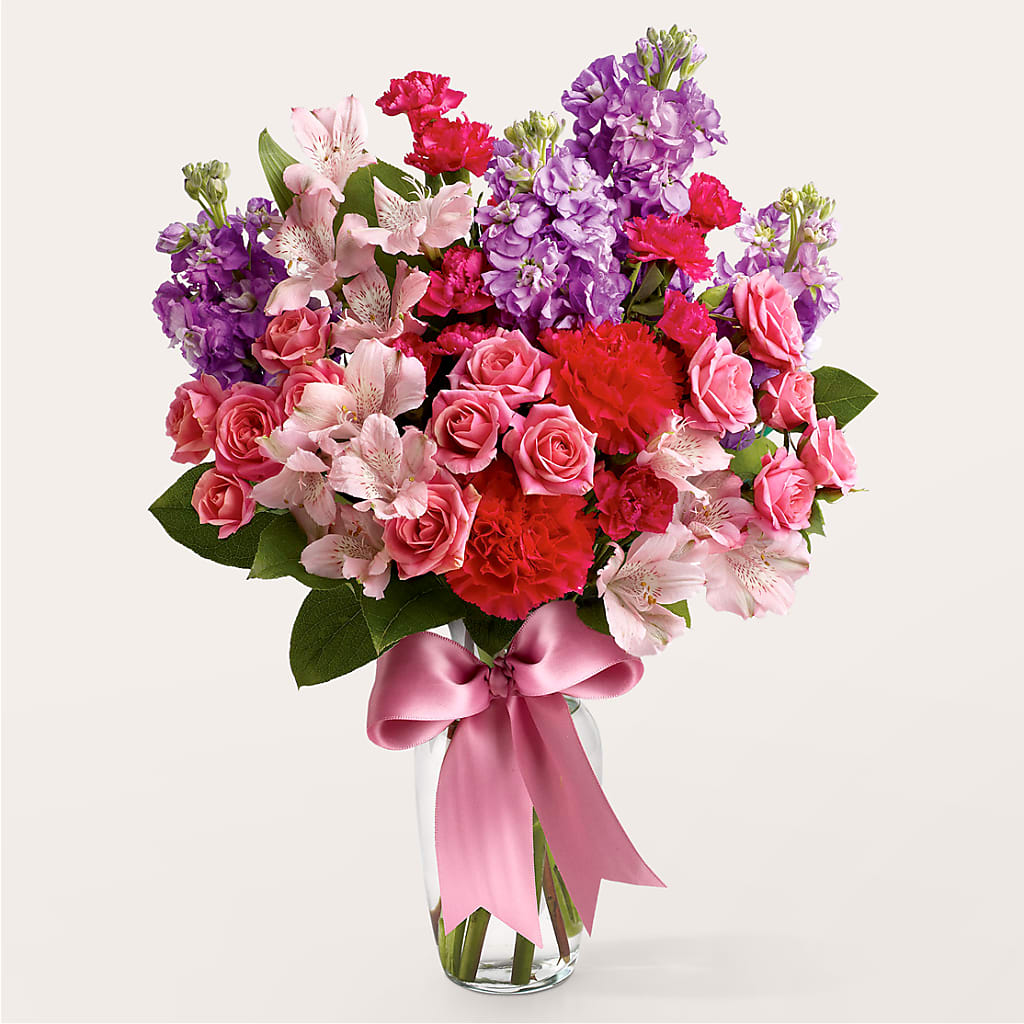 Main Character Bouquet – PIERSON'S FLOWER SHOP & GREENHOUSES INC, Cedar Rapids IA