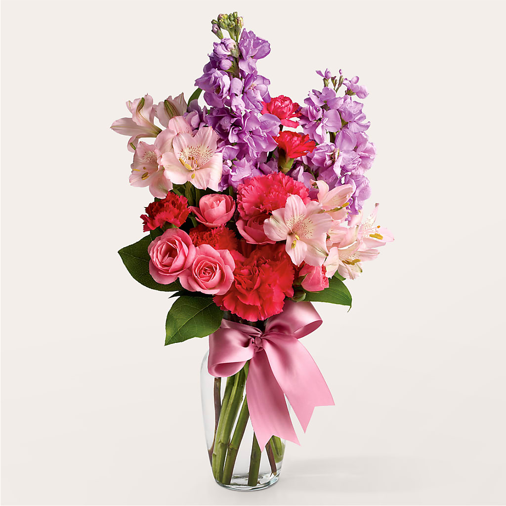 Main Character Bouquet – PIERSON'S FLOWER SHOP & GREENHOUSES INC, Cedar Rapids IA