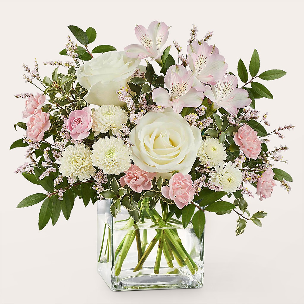 Day Made Bouquet – PIERSON'S FLOWER SHOP & GREENHOUSES INC, Cedar Rapids IA