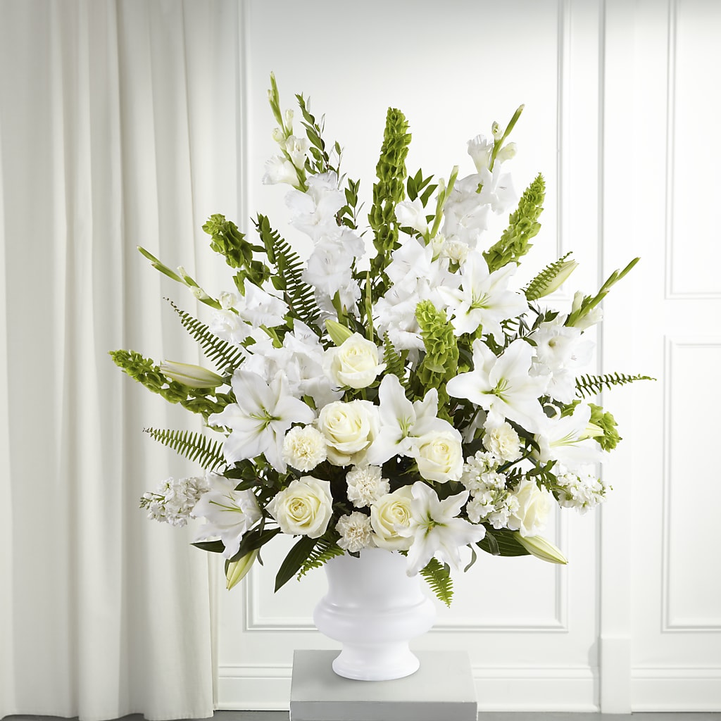 Morning Stars Arrangement – PIERSON'S FLOWER SHOP & GREENHOUSES INC, Cedar Rapids IA