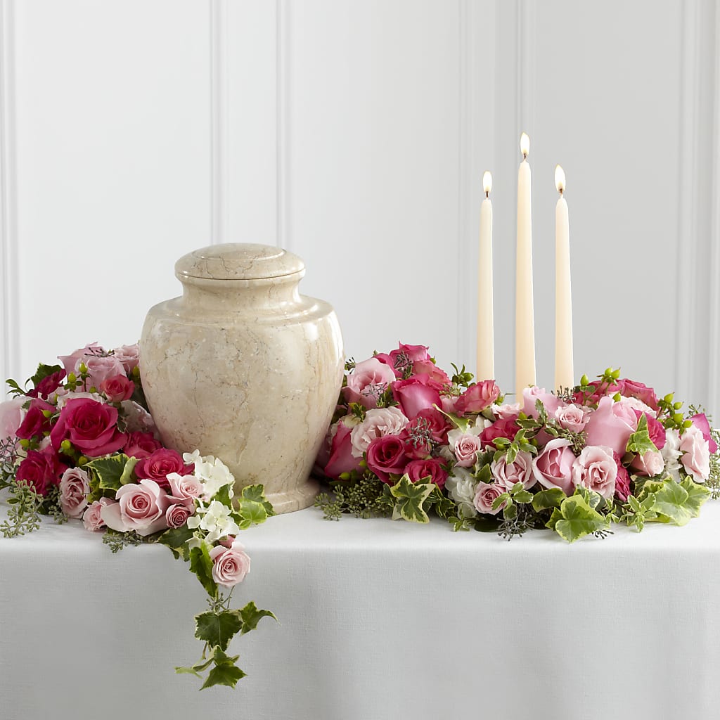 Remembrance Arrangement – PIERSON'S FLOWER SHOP & GREENHOUSES INC, Cedar Rapids IA