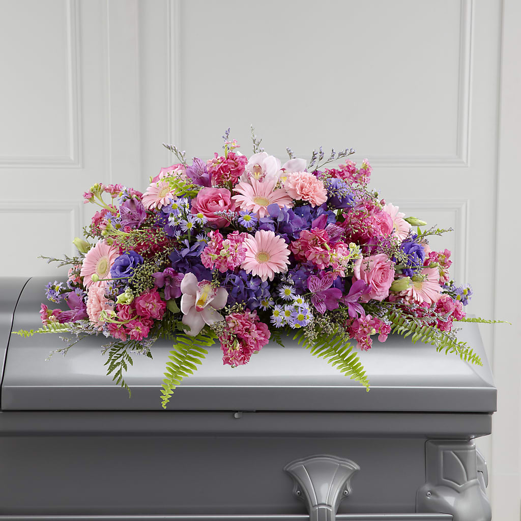 Glorious Garden Casket Spray – PIERSON'S FLOWER SHOP & GREENHOUSES INC, Cedar Rapids IA