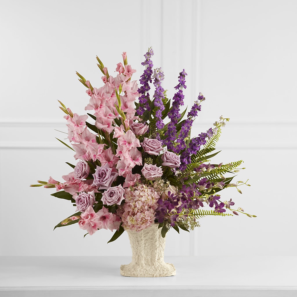 Flowing Garden Arrangement – PIERSON'S FLOWER SHOP & GREENHOUSES INC, Cedar Rapids IA