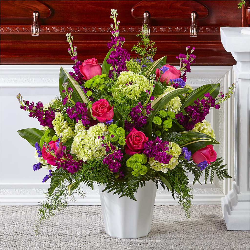 Beautiful Horizons Floor Basket – PIERSON'S FLOWER SHOP & GREENHOUSES INC, Cedar Rapids IA