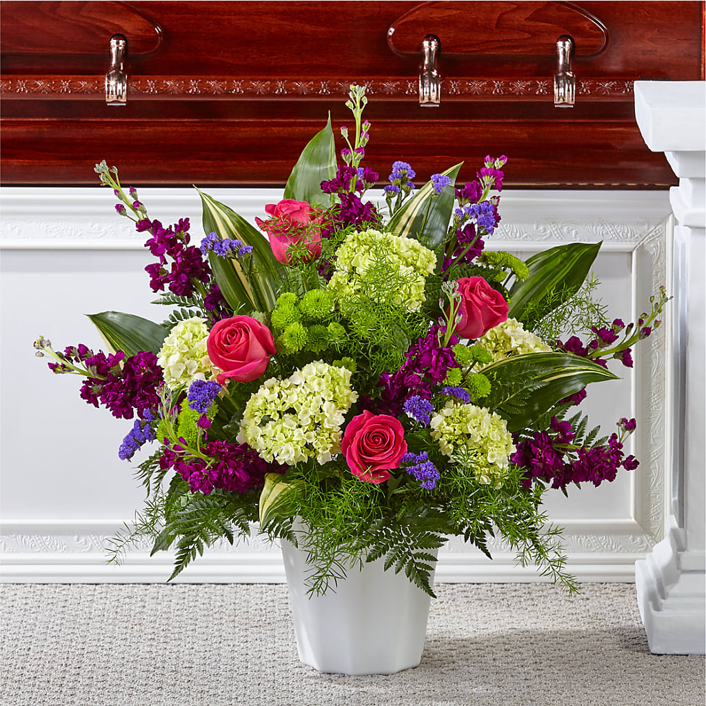 Beautiful Horizons Floor Basket – PIERSON'S FLOWER SHOP & GREENHOUSES INC, Cedar Rapids IA