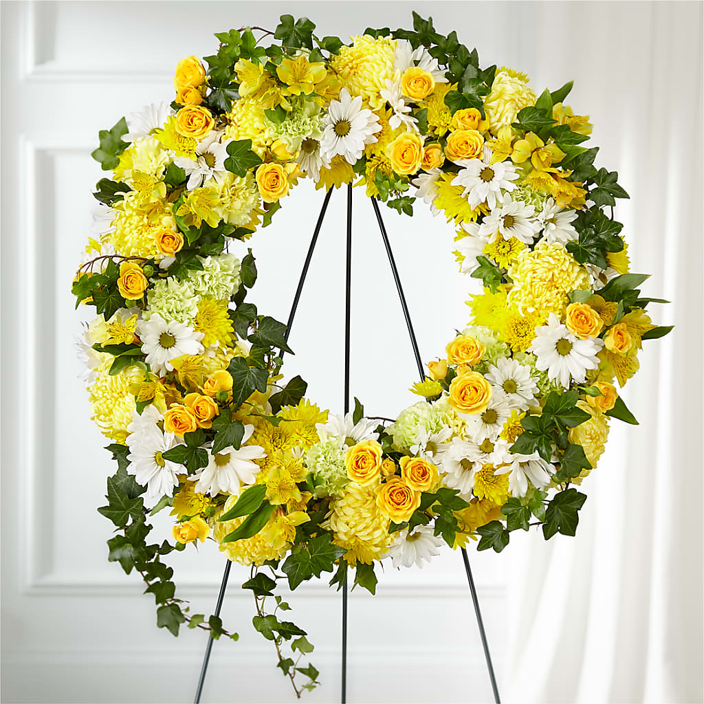 Golden Remembrance Wreath – PIERSON'S FLOWER SHOP & GREENHOUSES INC, Cedar Rapids IA