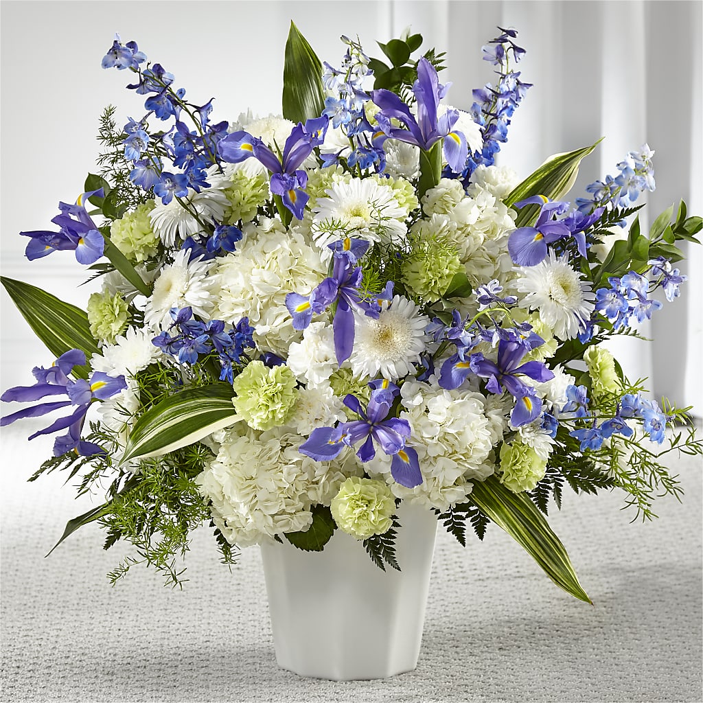 Soft Serenity Floor Basket – PIERSON'S FLOWER SHOP & GREENHOUSES INC, Cedar Rapids IA