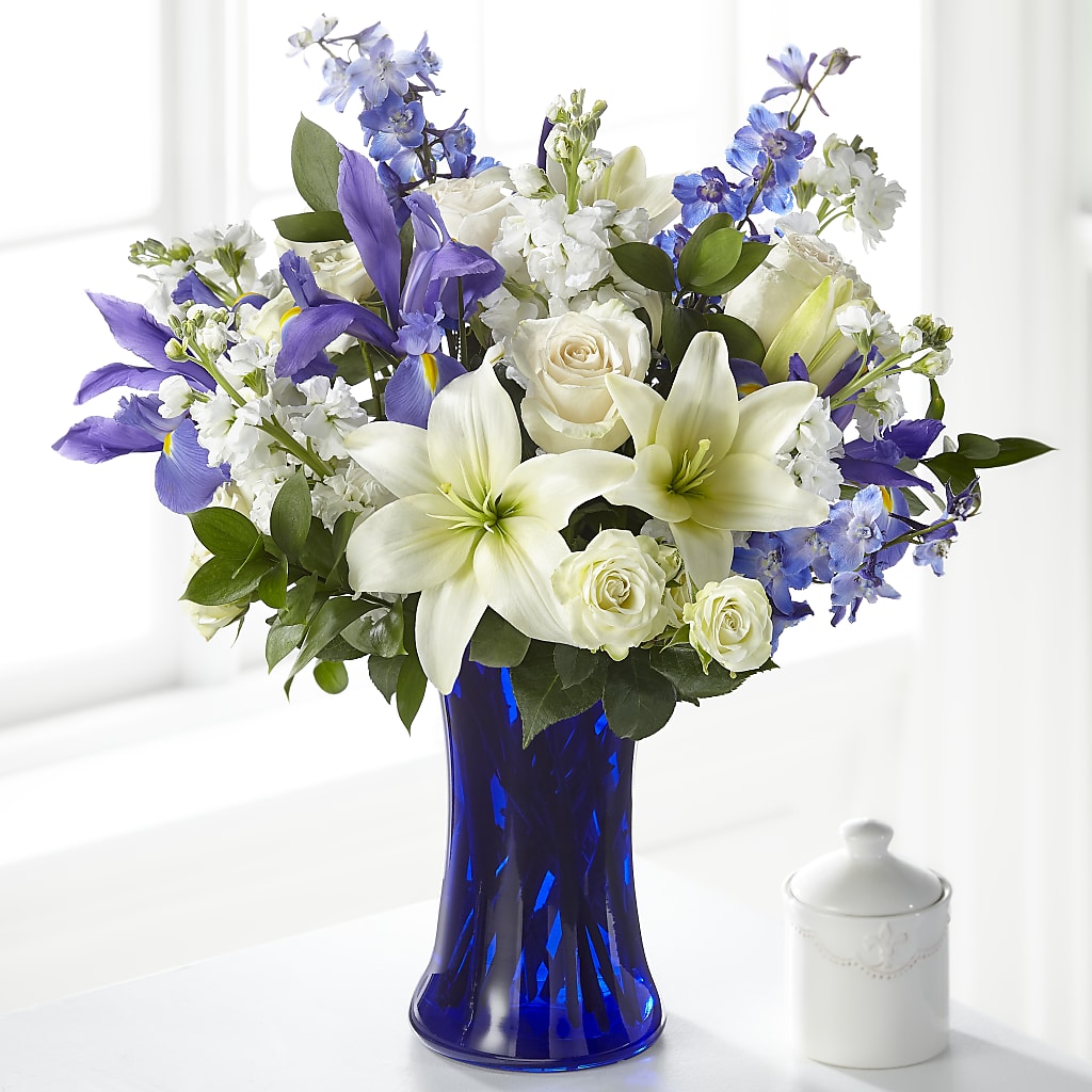 Calming Comfort Bouquet – PIERSON'S FLOWER SHOP & GREENHOUSES INC, Cedar Rapids IA