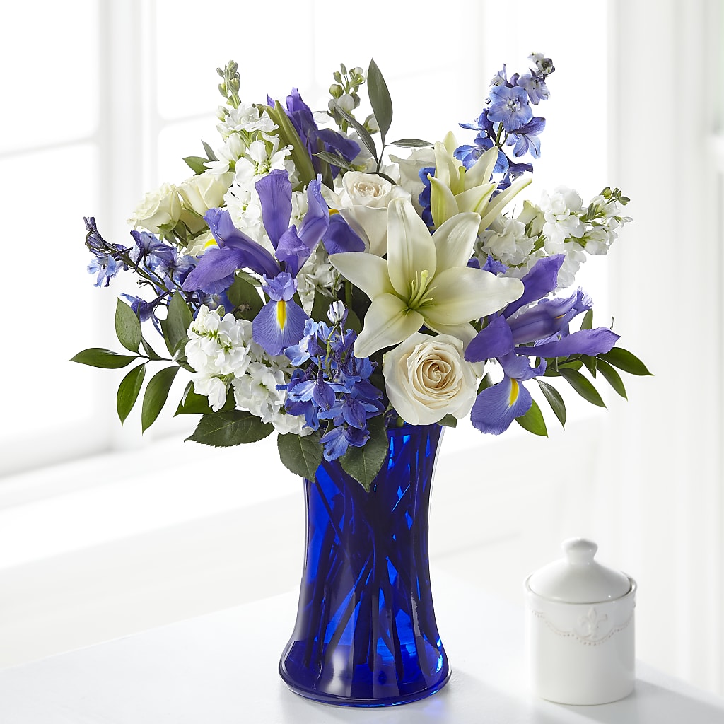 Calming Comfort Bouquet – PIERSON'S FLOWER SHOP & GREENHOUSES INC, Cedar Rapids IA