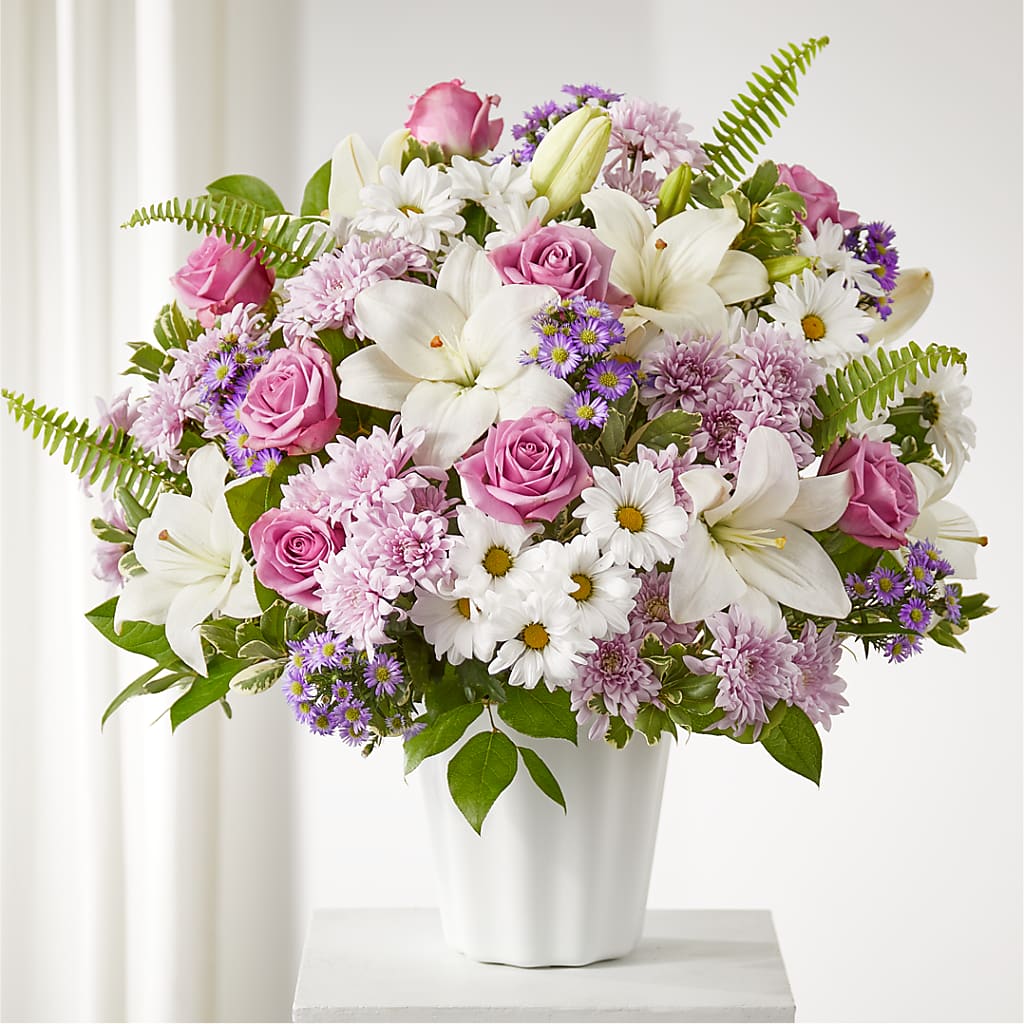 Warmest Thoughts Tabletop Basket – PIERSON'S FLOWER SHOP & GREENHOUSES INC, Cedar Rapids IA
