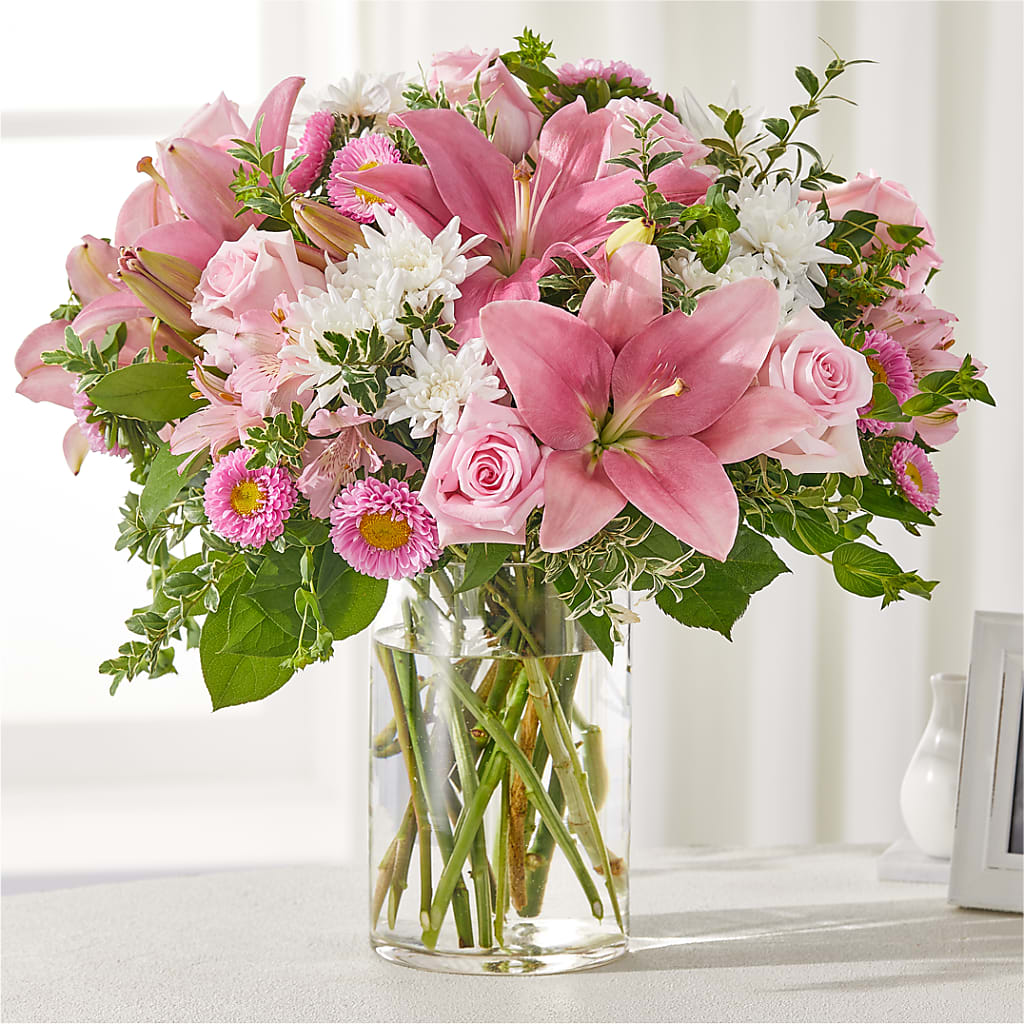 Healing Hug Bouquet – PIERSON'S FLOWER SHOP & GREENHOUSES INC, Cedar Rapids IA