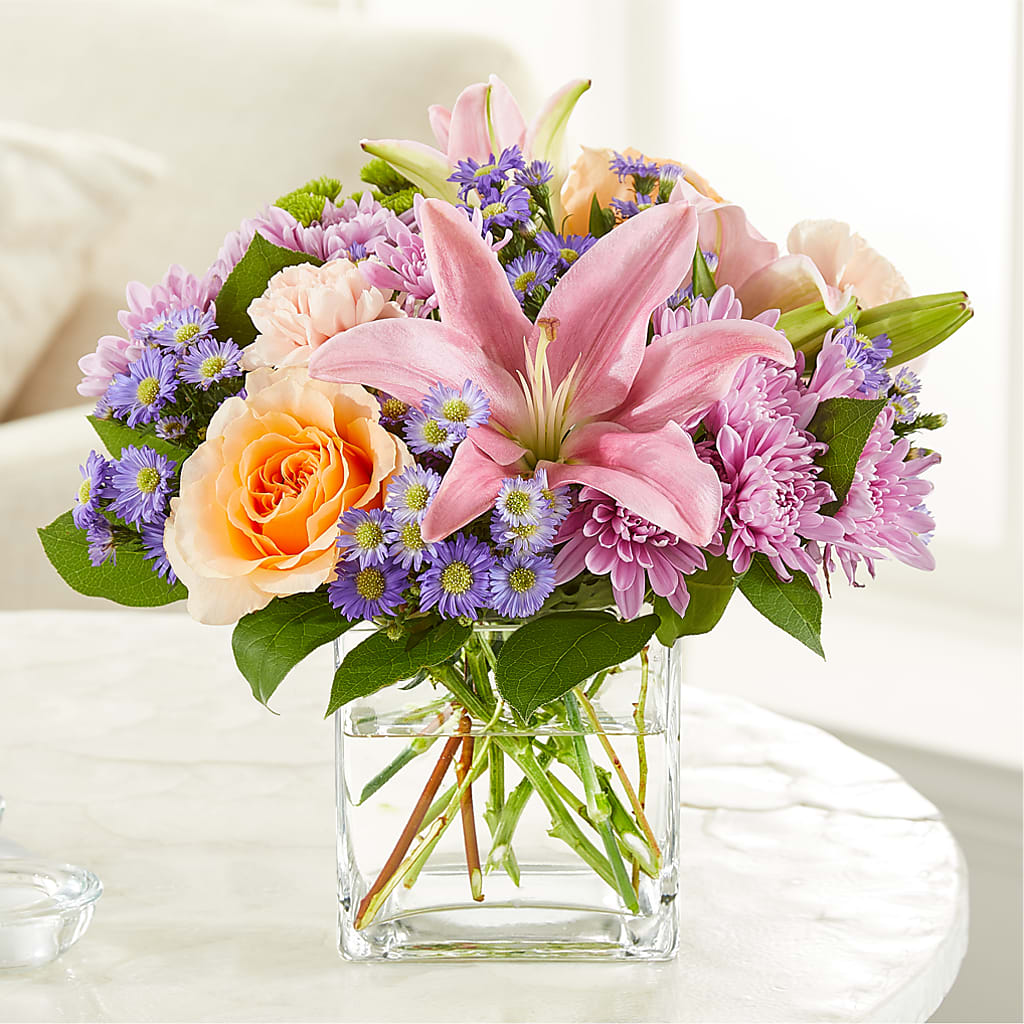 Delicate Details Bouquet – PIERSON'S FLOWER SHOP & GREENHOUSES INC, Cedar Rapids IA