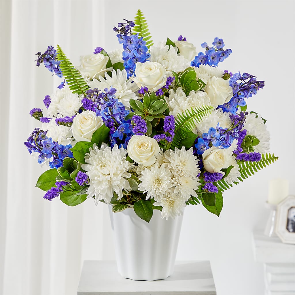 Hold Dear Tabletop Basket – PIERSON'S FLOWER SHOP & GREENHOUSES INC, Cedar Rapids IA