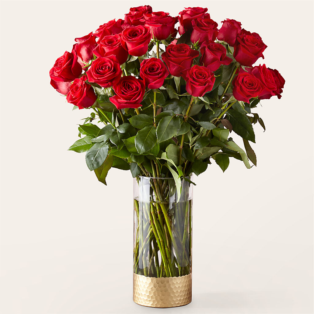 Classic Love Red Rose Bouquet – PIERSON'S FLOWER SHOP & GREENHOUSES INC, Cedar Rapids IA