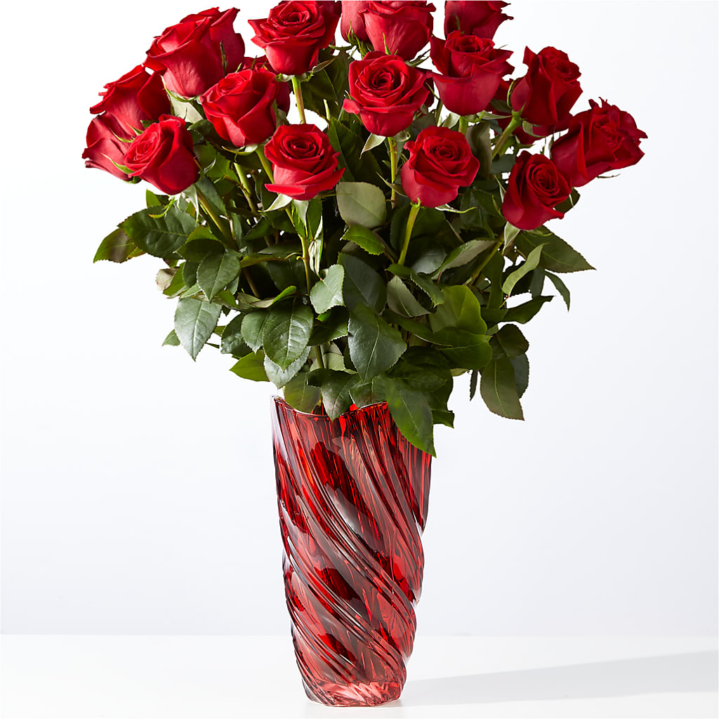 Classic Love Red Rose Bouquet with Luxe Swirl Vase – PIERSON'S FLOWER SHOP & GREENHOUSES INC, Cedar Rapids IA