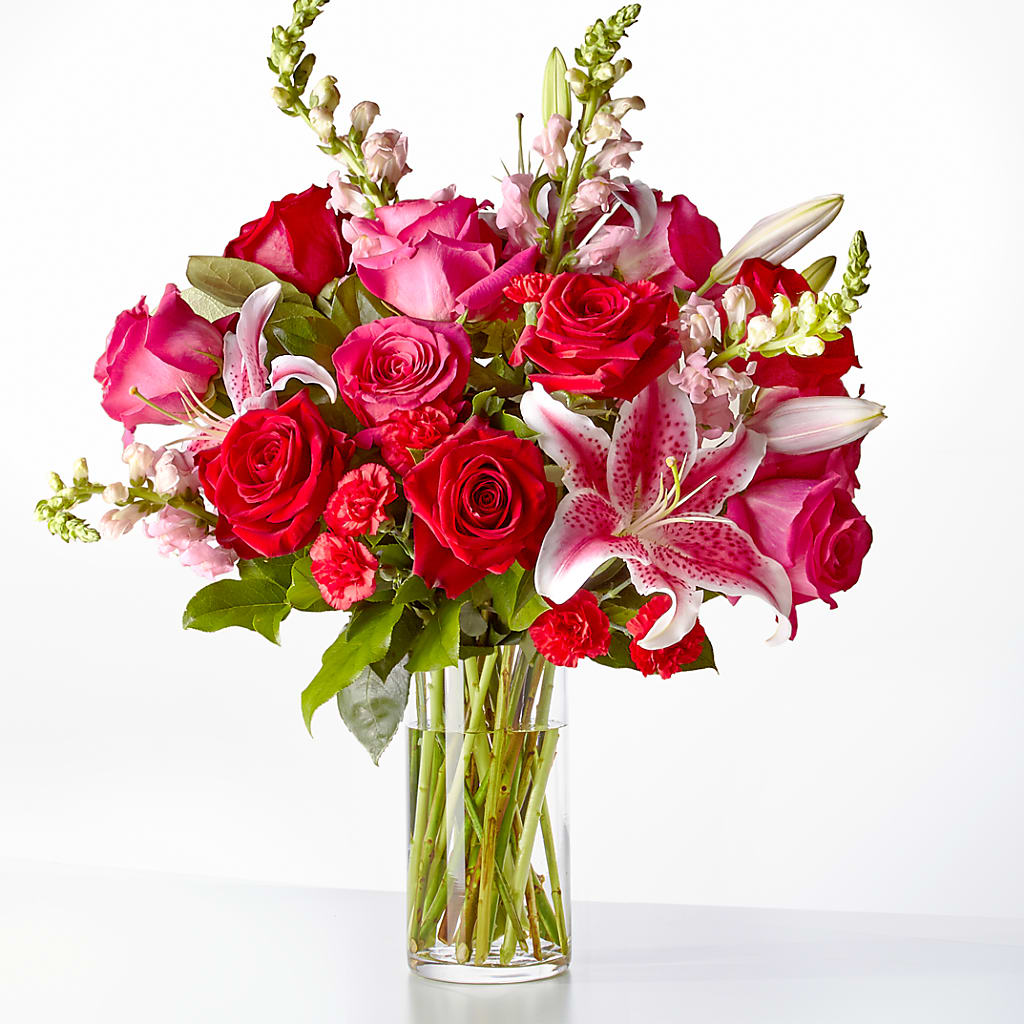 Love at First Sight Bouquet – PIERSON'S FLOWER SHOP & GREENHOUSES INC, Cedar Rapids IA