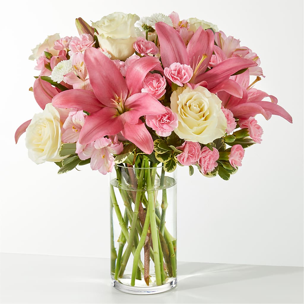 Piece of Cake Bouquet – PIERSON'S FLOWER SHOP & GREENHOUSES INC, Cedar Rapids IA