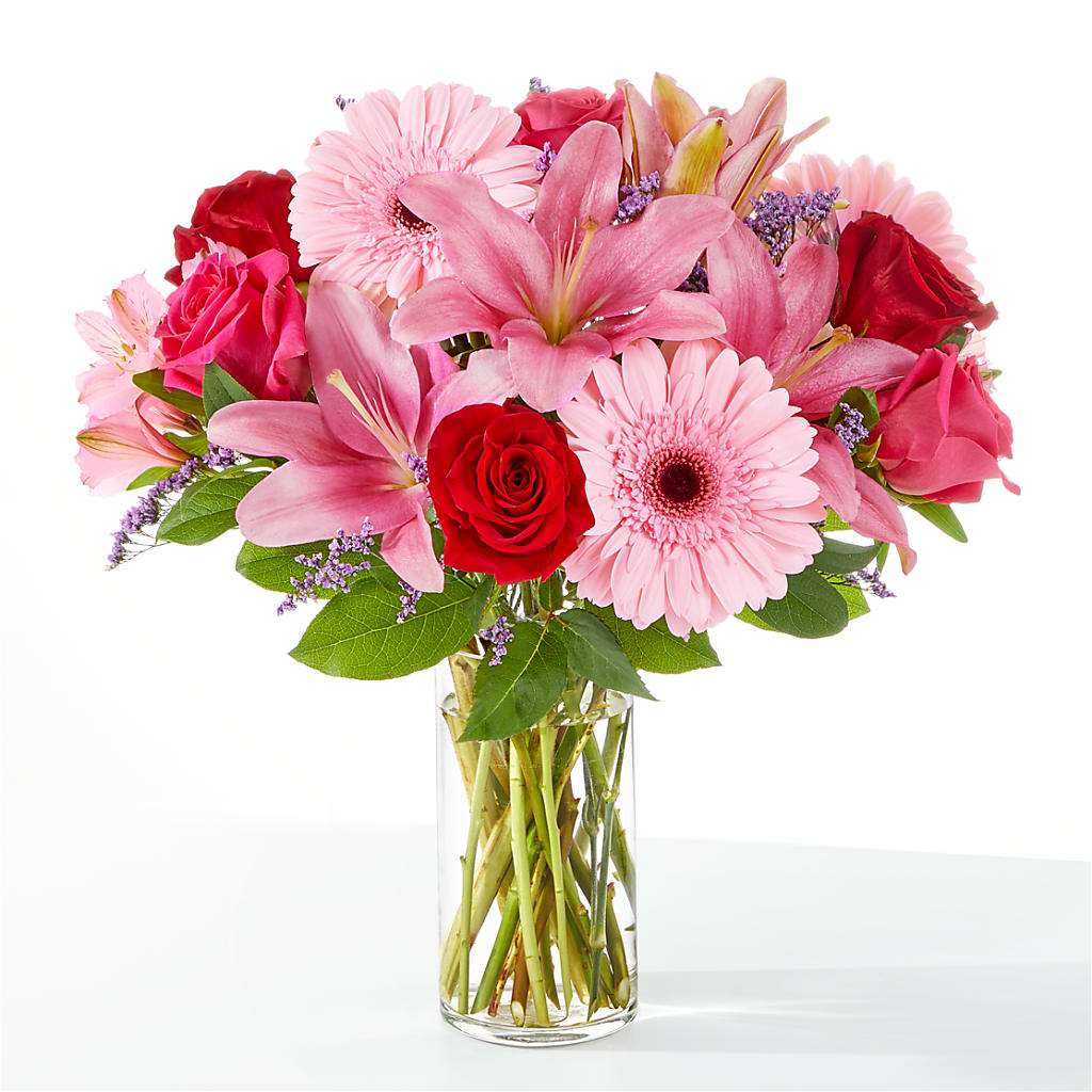 Lots of Love Bouquet – PIERSON'S FLOWER SHOP & GREENHOUSES INC, Cedar Rapids IA