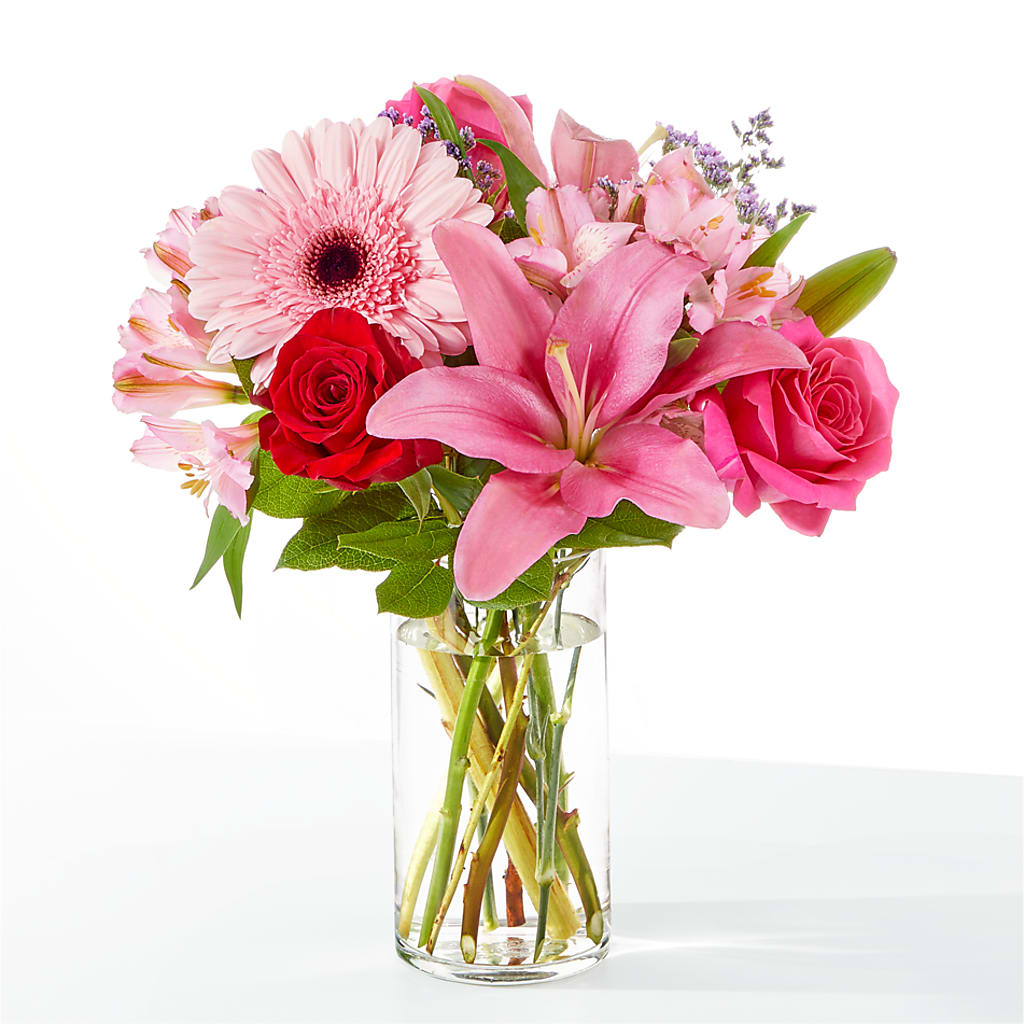 Lots of Love Bouquet – PIERSON'S FLOWER SHOP & GREENHOUSES INC, Cedar Rapids IA