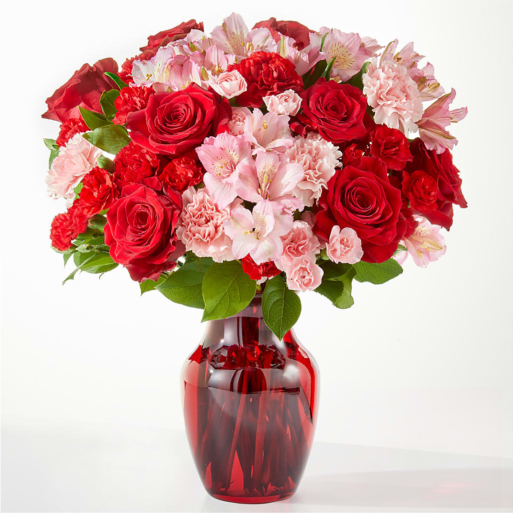 Candy Kisses Bouquet – PIERSON'S FLOWER SHOP & GREENHOUSES INC, Cedar Rapids IA