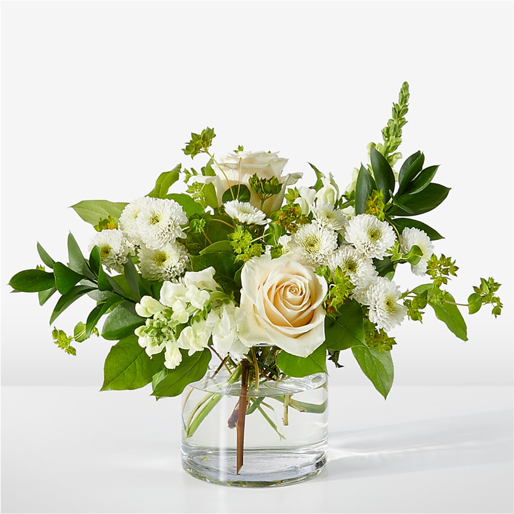 Hint of Vanilla Bouquet – PIERSON'S FLOWER SHOP & GREENHOUSES INC, Cedar Rapids IA
