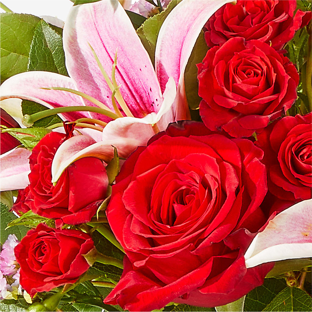 Hopeless Romantic Bouquet – PIERSON'S FLOWER SHOP & GREENHOUSES INC, Cedar Rapids IA
