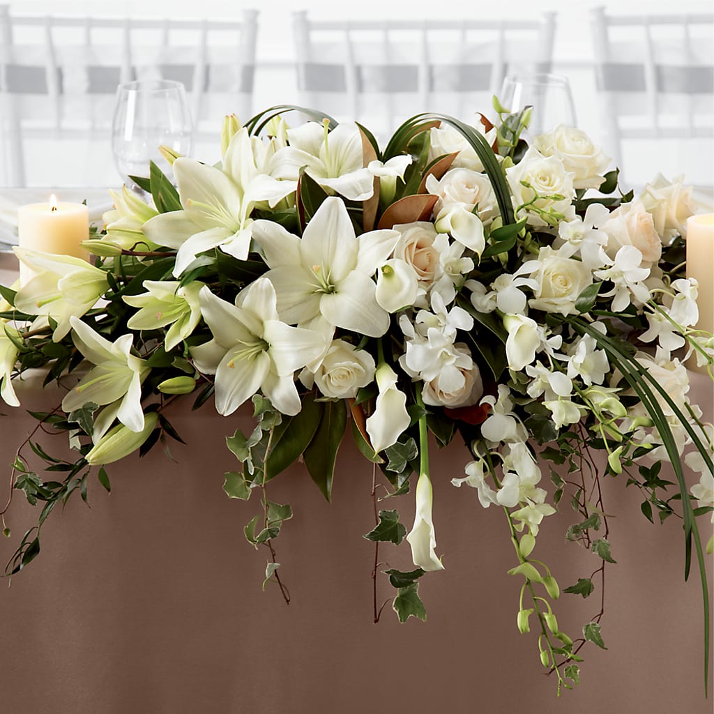 White Linen Arrangement – PIERSON'S FLOWER SHOP & GREENHOUSES INC, Cedar Rapids IA