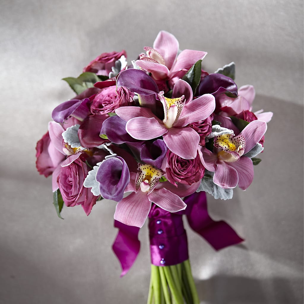 Delicacy Bouquet – PIERSON'S FLOWER SHOP & GREENHOUSES INC, Cedar Rapids IA