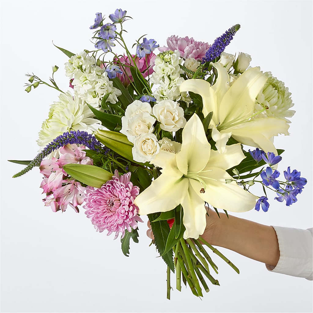 Winter Celebration Bouquet – PIERSON'S FLOWER SHOP & GREENHOUSES INC, Cedar Rapids IA