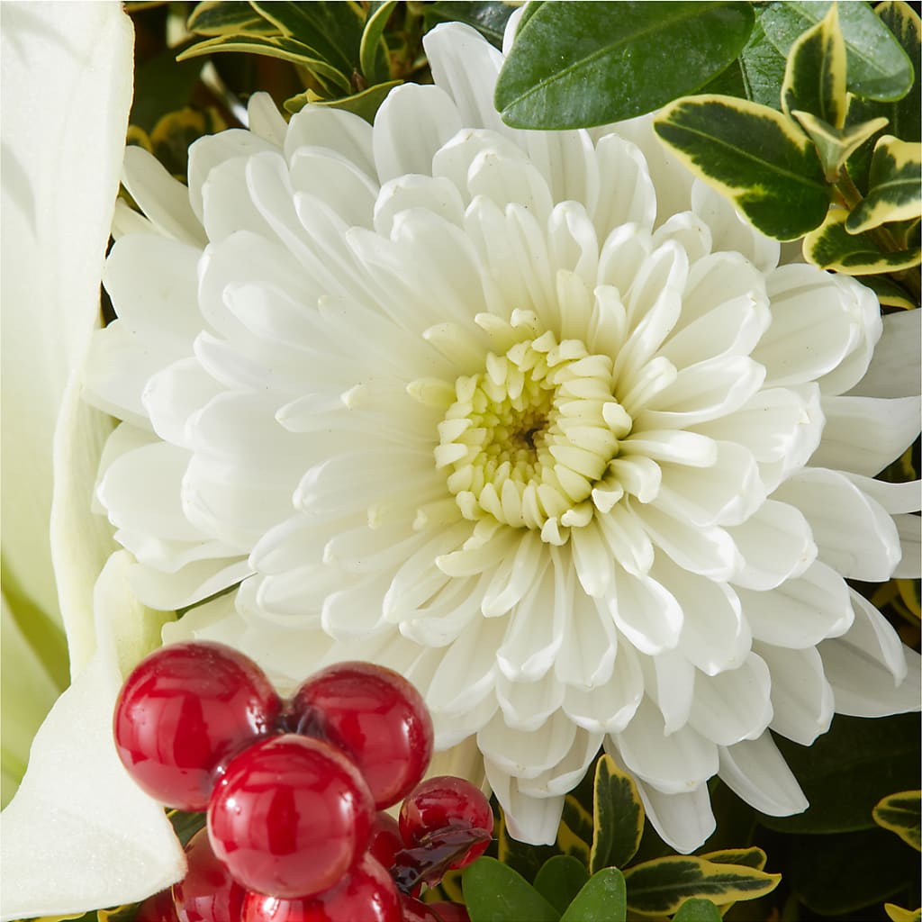 Festive Moments Tree – PIERSON'S FLOWER SHOP & GREENHOUSES INC, Cedar Rapids IA