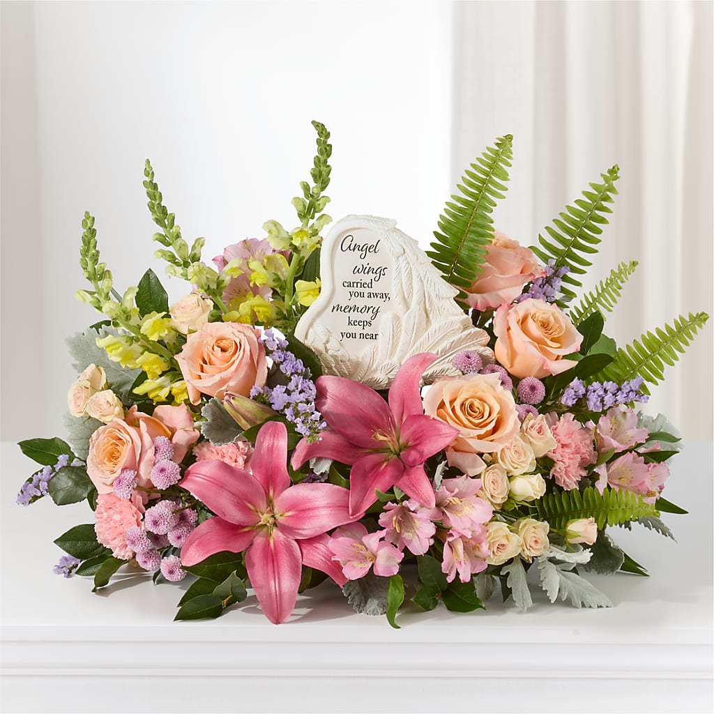 Gentle Light Arrangement – PIERSON'S FLOWER SHOP & GREENHOUSES INC, Cedar Rapids IA