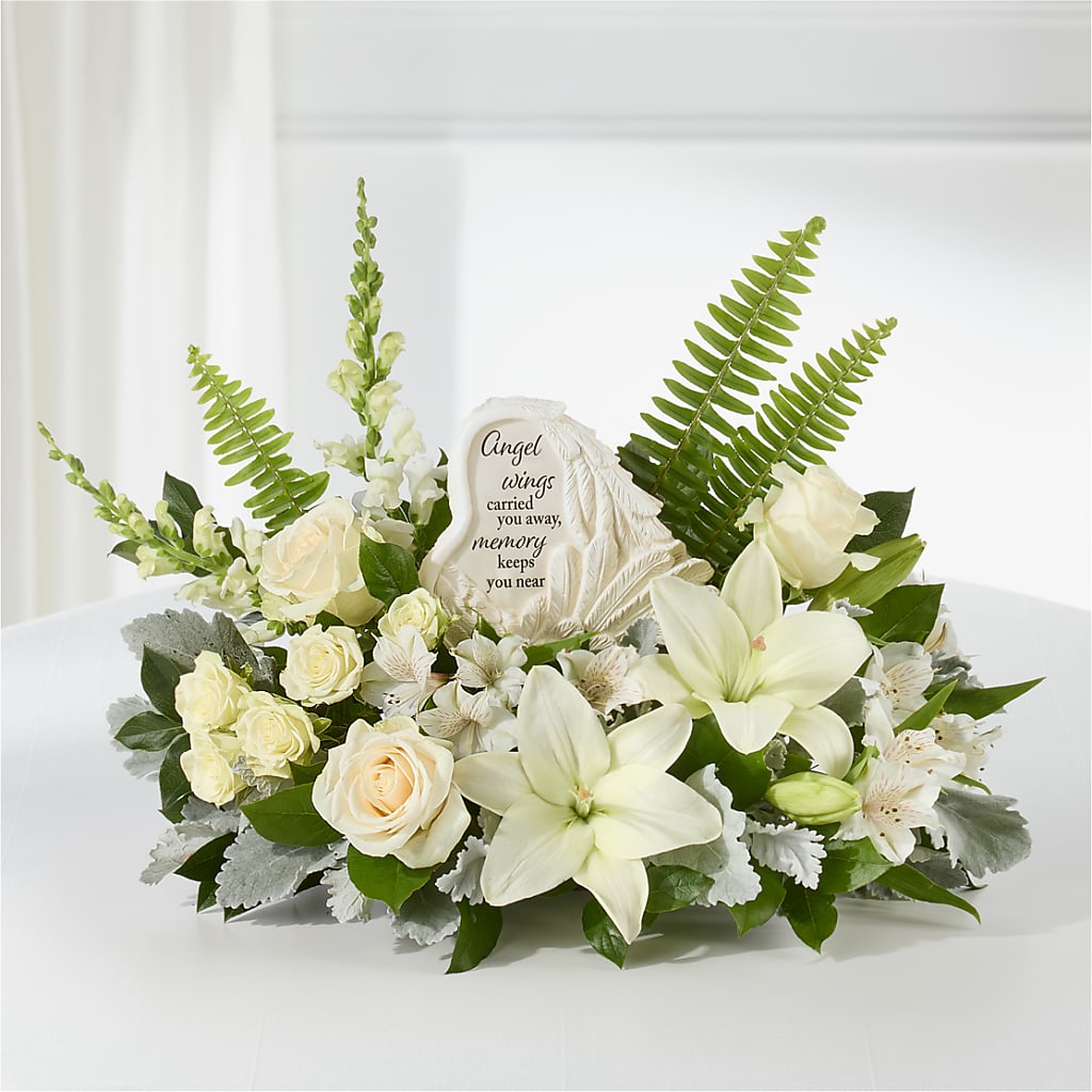 Holding You Close Arrangement – PIERSON'S FLOWER SHOP & GREENHOUSES INC, Cedar Rapids IA