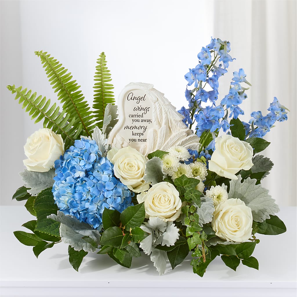 Dearest Arrangement – PIERSON'S FLOWER SHOP & GREENHOUSES INC, Cedar Rapids IA