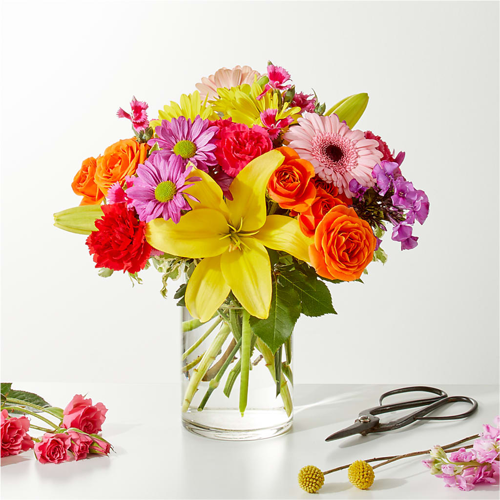 Cue the Confetti - A Florist Original – PIERSON'S FLOWER SHOP & GREENHOUSES INC, Cedar Rapids IA