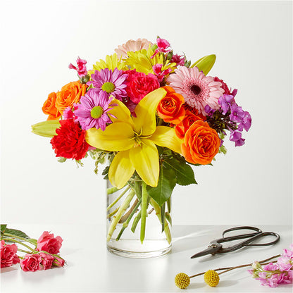 Cue the Confetti - A Florist Original – PIERSON'S FLOWER SHOP & GREENHOUSES INC, Cedar Rapids IA